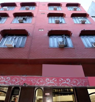 OYO 12986 The Red Hotel