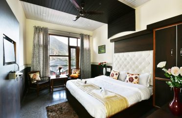 Skylark Hotel and Restaurant – Luxury Hotel In Bhagsu McLeodganj