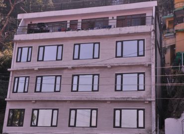 Hotel Shimla Holiday Inn