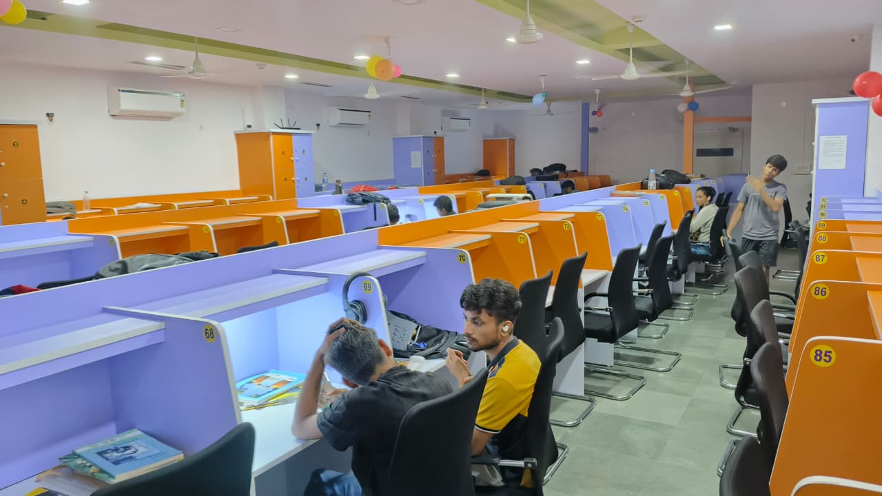 Library  in Alambagh Lucknow